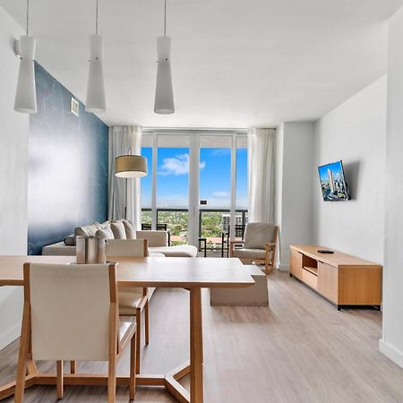 Modern One Bedroom Rental At Beach Walk Resort Miami 18Th Floor 할렌데일비치 외부 사진