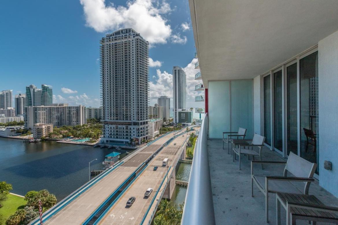 Modern One Bedroom Rental At Beach Walk Resort Miami 18Th Floor 할렌데일비치 외부 사진