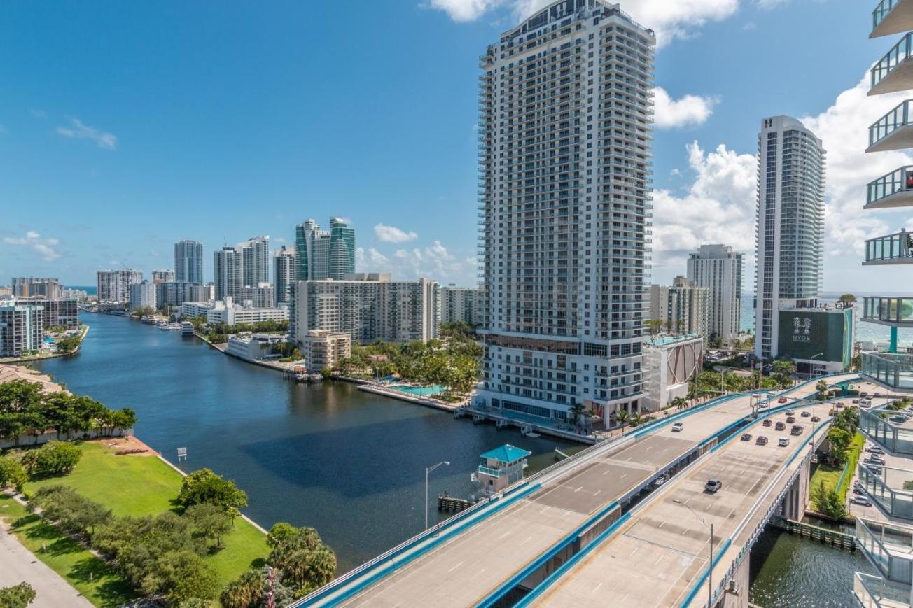 Modern One Bedroom Rental At Beach Walk Resort Miami 18Th Floor 할렌데일비치 외부 사진
