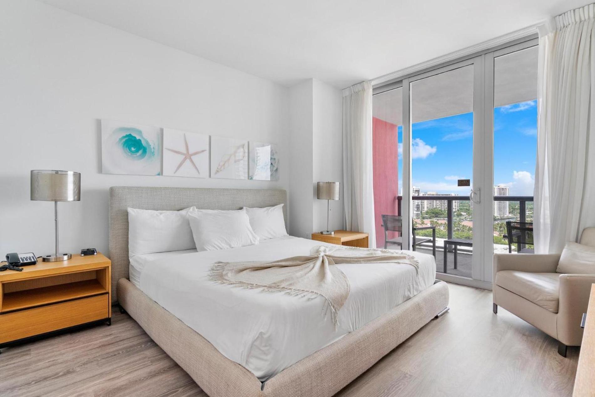 Modern One Bedroom Rental At Beach Walk Resort Miami 18Th Floor 할렌데일비치 외부 사진